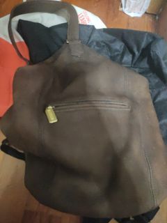 (Category: ) located in . Submitted by cheapestvintagebag (Listing ID 1364956760, Image 1). Description: .