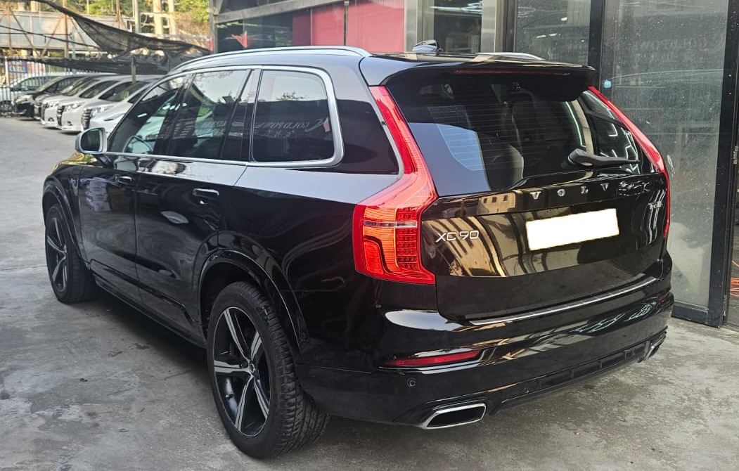 Volvo XC90 T6 R-Design (A)62863129053827111