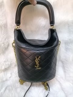 (Category: ) located in . Submitted by joerach_bags (Listing ID 1365087667, Image 1). Description: .