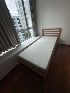 (Category: ) located in . Submitted by coolbarra (Listing ID 1365166361, Image 1). Description: .