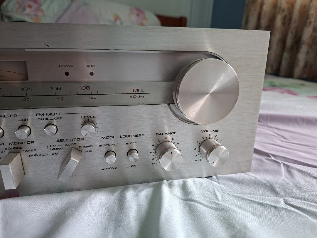 Akai receiver AA1150 (Category: Other Audio Equipment) located in Singapore. Submitted by p8737 (Listing ID 1365224810, Image 3). Description: akai receiver AA1150 in good working condition powerful receiver 55watts per channel wooden case in good condition face plate cosmetic nice.