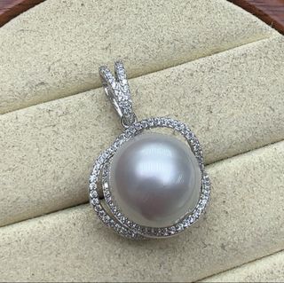 (Category: ) located in . Submitted by all_about_pearls (Listing ID 1365133419, Image 1). Description: .