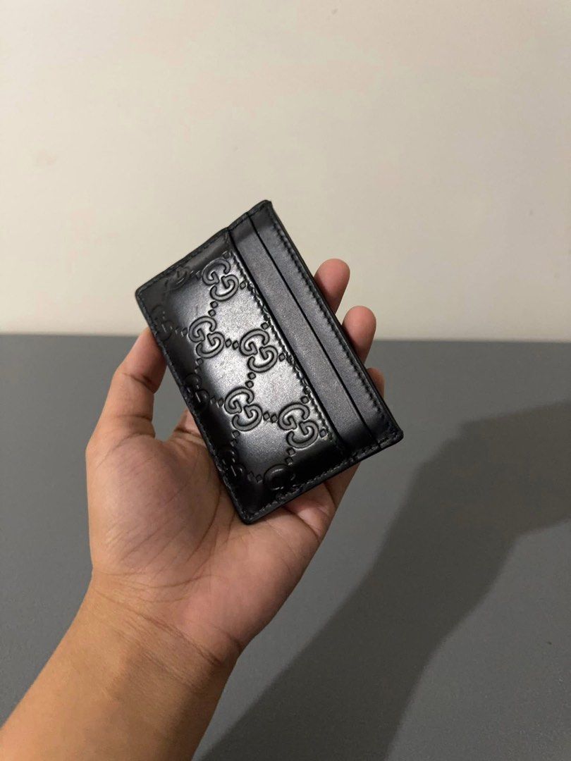 Authentic Gg Card holder (Category: Luxury Bags & Wallets) located in Quezon City. Submitted by jhaediah (Listing ID 1365157355, Image 2). Description: with box n dustbag original.