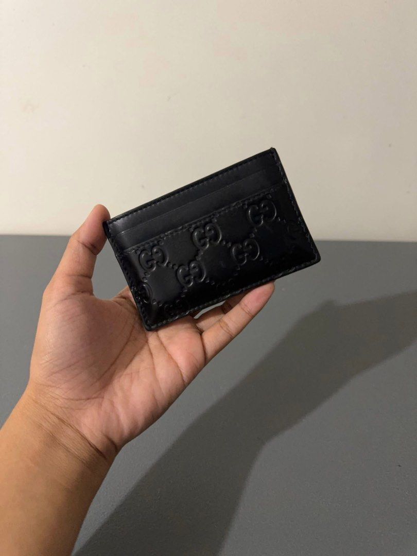 Authentic Gg Card holder (Category: Luxury Bags & Wallets) located in Quezon City. Submitted by jhaediah (Listing ID 1365157355, Image 3). Description: with box n dustbag original.