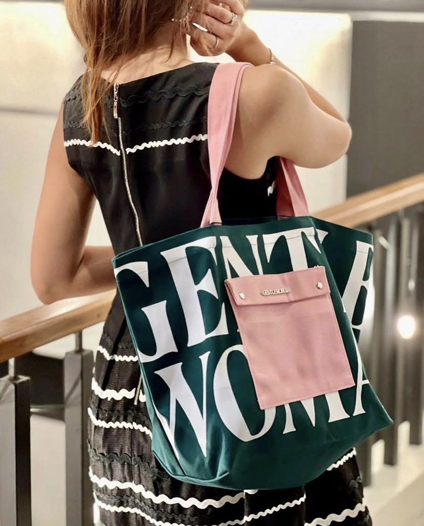 Authentic GW tote bag (Category: Tote Bags) located in Quezon City. Submitted by ron_s (Listing ID 1365263617, Image 2). Description: Used several times Tag removed This is authentic GW .
