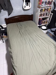 (Category: ) located in . Submitted by gonzales__ (Listing ID 1365247846, Image 1). Description: .