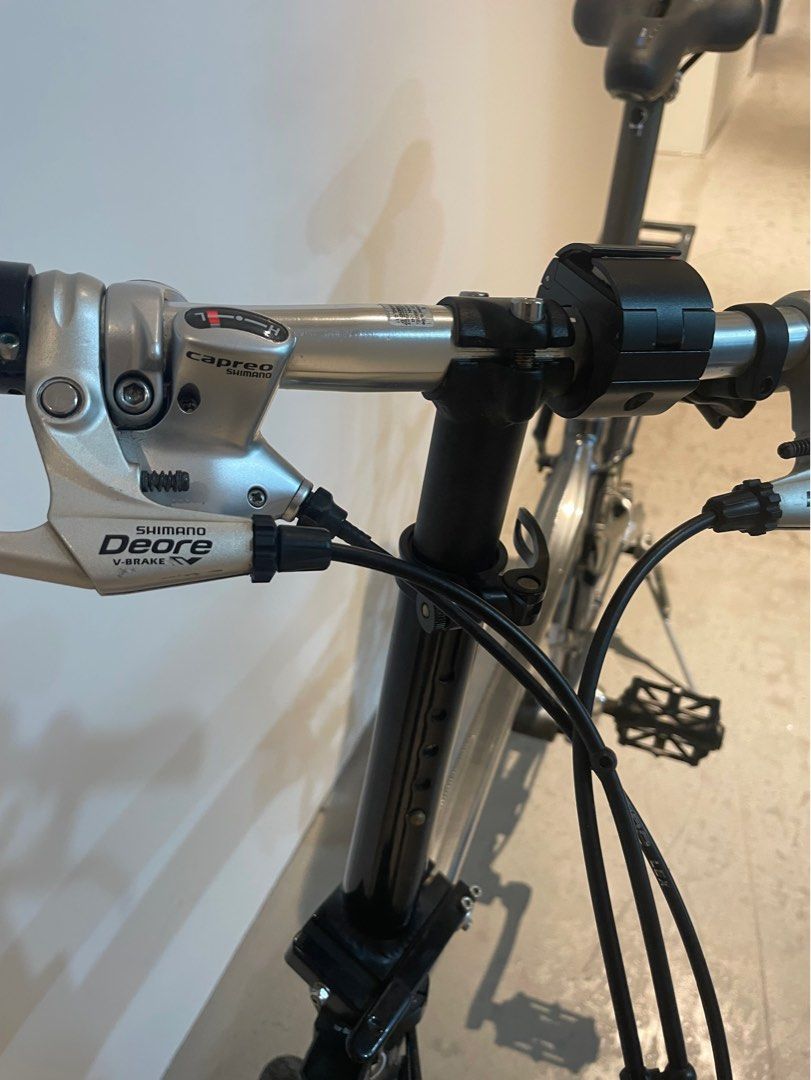 Birdy （分類：單車）位於 Hong Kong。 由 ringomahc 提交（商品編號 1365190832，圖片 3）。簡介： Birdy 日本版 炭灰色，新淨完好，機件正常 新舊如圖,換車所以出售 旅行架，小布豬鼻…… 非誠勿擾，不議價，見諒，觀塘交收。