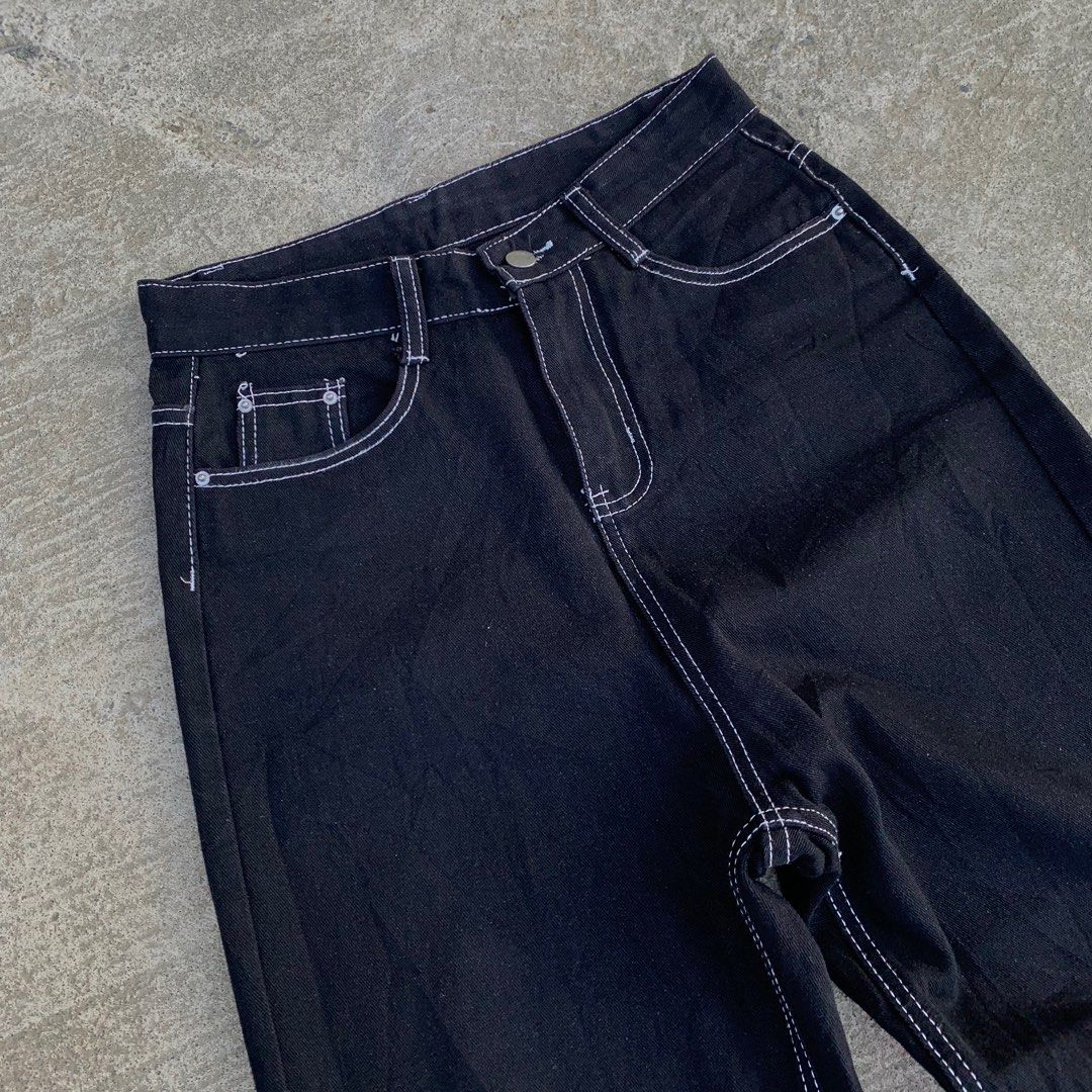 Black Canvas White Stitches Straight Pants (Category: Jeans) located in Tandag. Submitted by rndm_stff1 (Listing ID 1365152922, Image 3). Description: Black Canvas White Stitches Straight Pants waist “28 length “41 thigh “11.5 hem “8.5 ₱350.