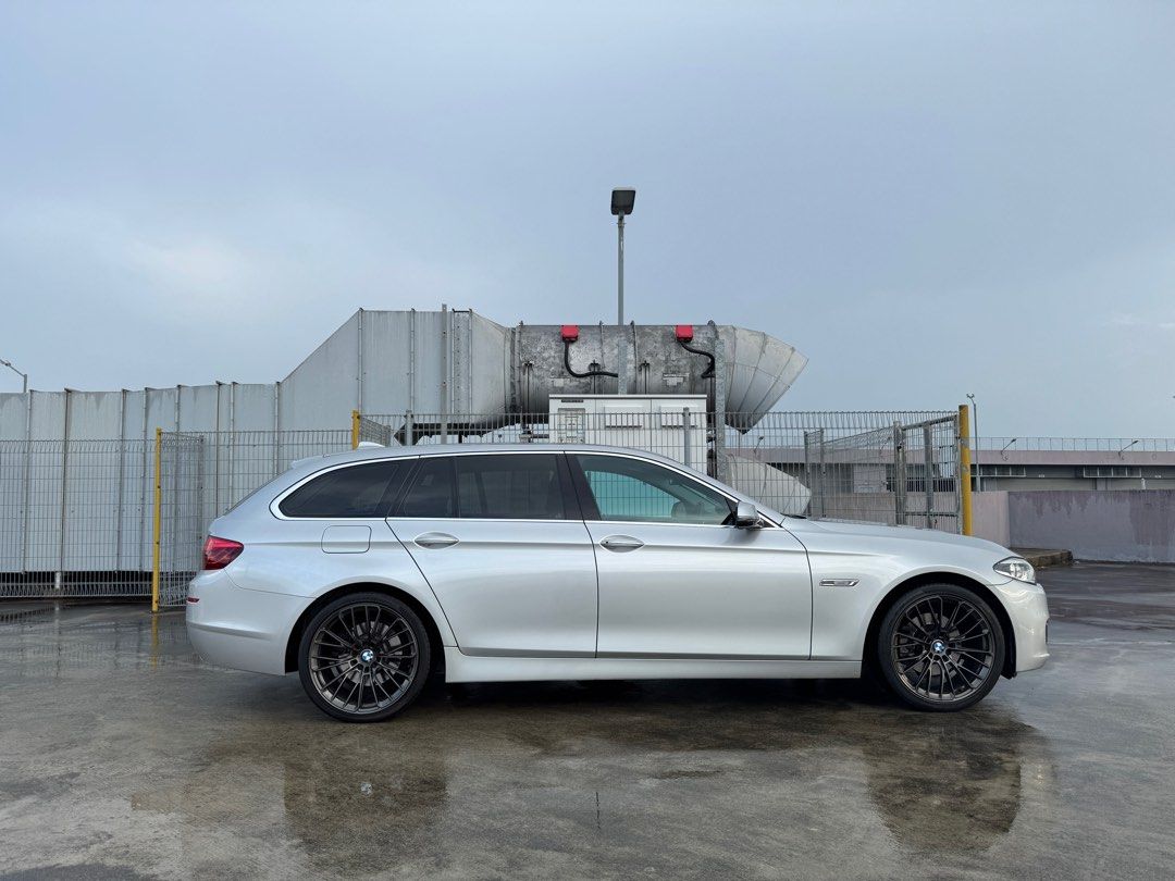 BMW 5 Series Touring 528i (A)62886405828993112