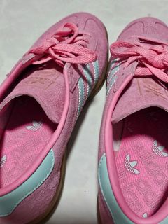 (Category: ) located in . Submitted by thalassa_ (Listing ID 1365225252, Image 1). Description: .