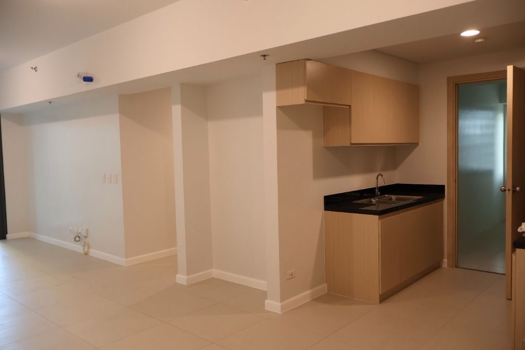 Callisto Tower 1 Ayala Malls, Property, For Sale, Apartments & Condos ...