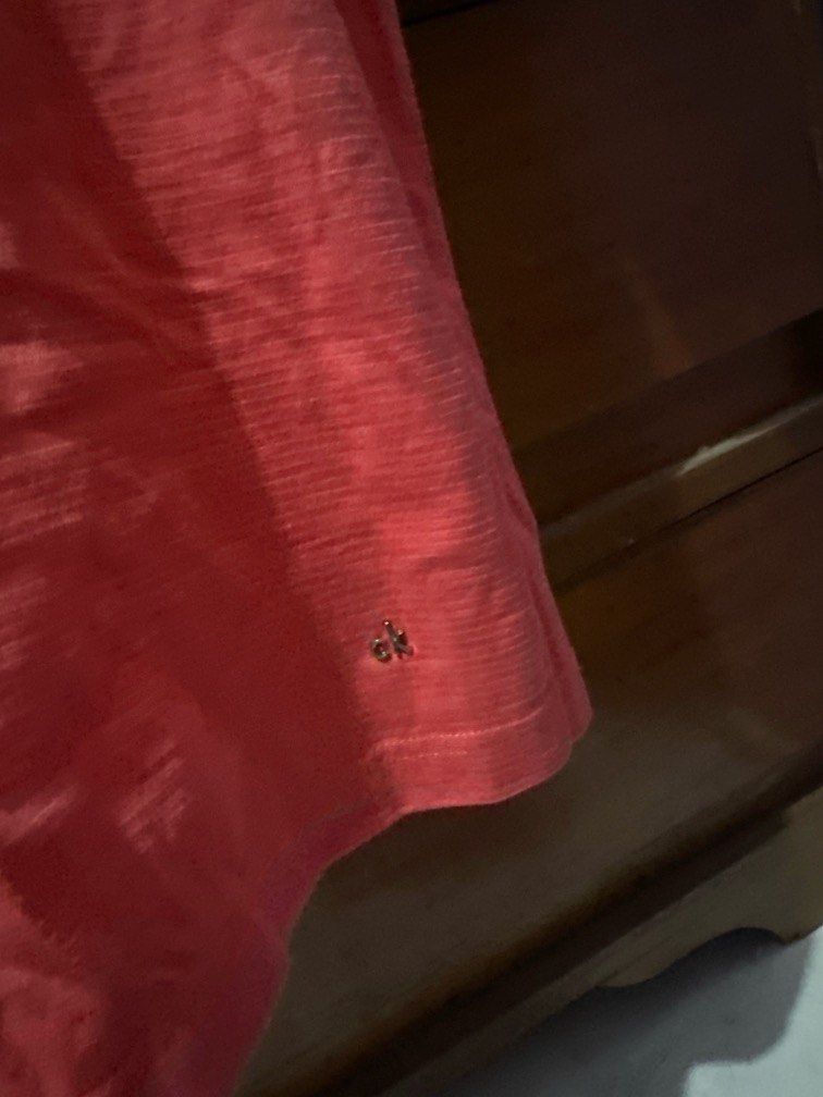 Calvin Klein Polo Shirt (Category: Tshirts & Polo Shirts ) located in Mangaldan. Submitted by batrinabryan13 (Listing ID 1365161017, Image 2). Description: rfs: not my size.