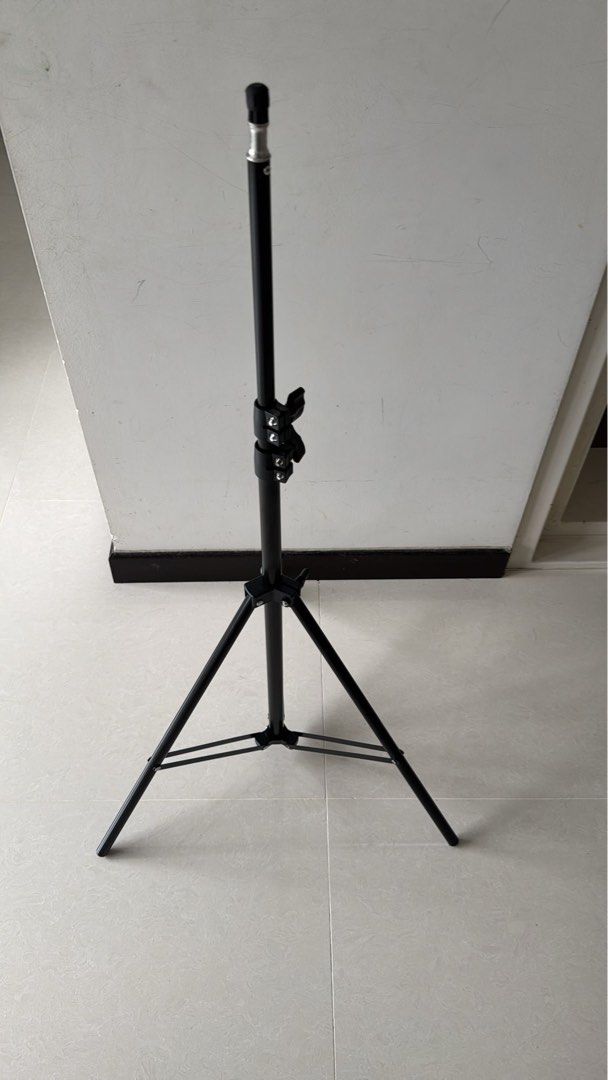 Camera stand62863068765442110