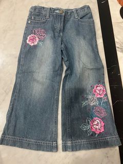 (Kategori: ) berada di . Dikirim oleh blancoboutique (ID iklan 1365234245, Gambar 1). Deskripsi: .