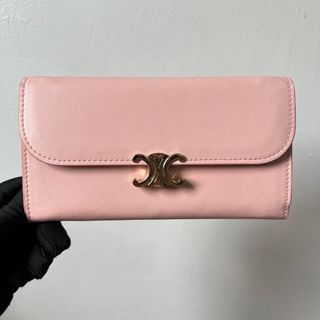 (Category: ) located in . Submitted by mjlenihcpreloved (Listing ID 1321699226, Image 1). Description: .