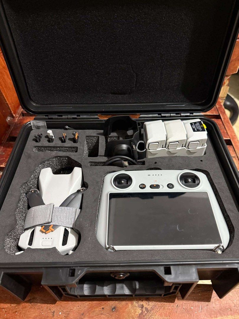 DJI MINI 3 (Category: Drones) located in Manila. Submitted by amanoma2345 (Listing ID 1365236138, Image 1). Description: DJI MINI 3 FMC 3 BATT BATT HUB .