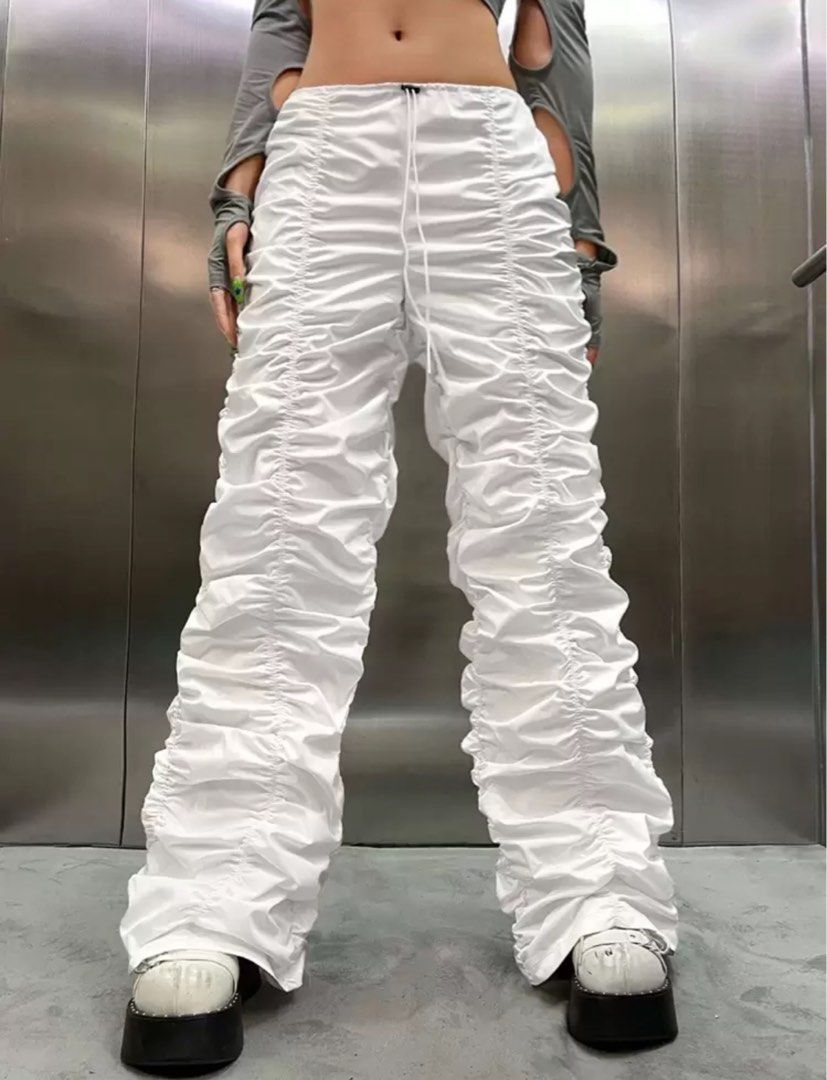 drawstring ruched pants (Category: Other Bottoms) located in Makati City. Submitted by fairylees (Listing ID 1365176505, Image 1). Description: check 2nd pic for measurements its really big for its size so it can fit XS to Medium.