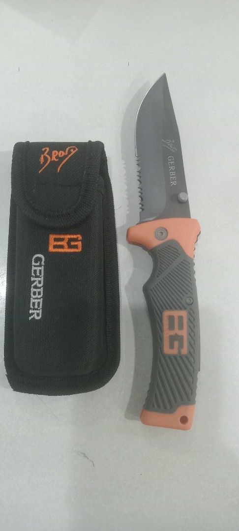 Folding knife (Category: Knives & Chopping Boards) located in Taytay. Submitted by joselaquino (Listing ID 1365124546, Image 3). Description: brandnew folding knife.