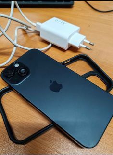 Iphone 15 128gb factory unlock Esim only