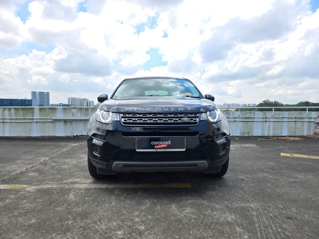 Land Rover Discovery 2.0 Si4 HSE 7-Seater (A) (Category: Used Cars) located in Singapore. Submitted by carousellcars (Listing ID 1365150311, Image 1). Description: Vehicle Features Responsive & smooth 2.0L turbo engine with 237BHP, 9-speed auto, 4WD, cruise control, hill descent, rear aircon, and keyless entry Accessories Sport rims, premium leather seats, touch screen infotainment system, Bluetooth/navigation, reverse camera/LED daytime running 