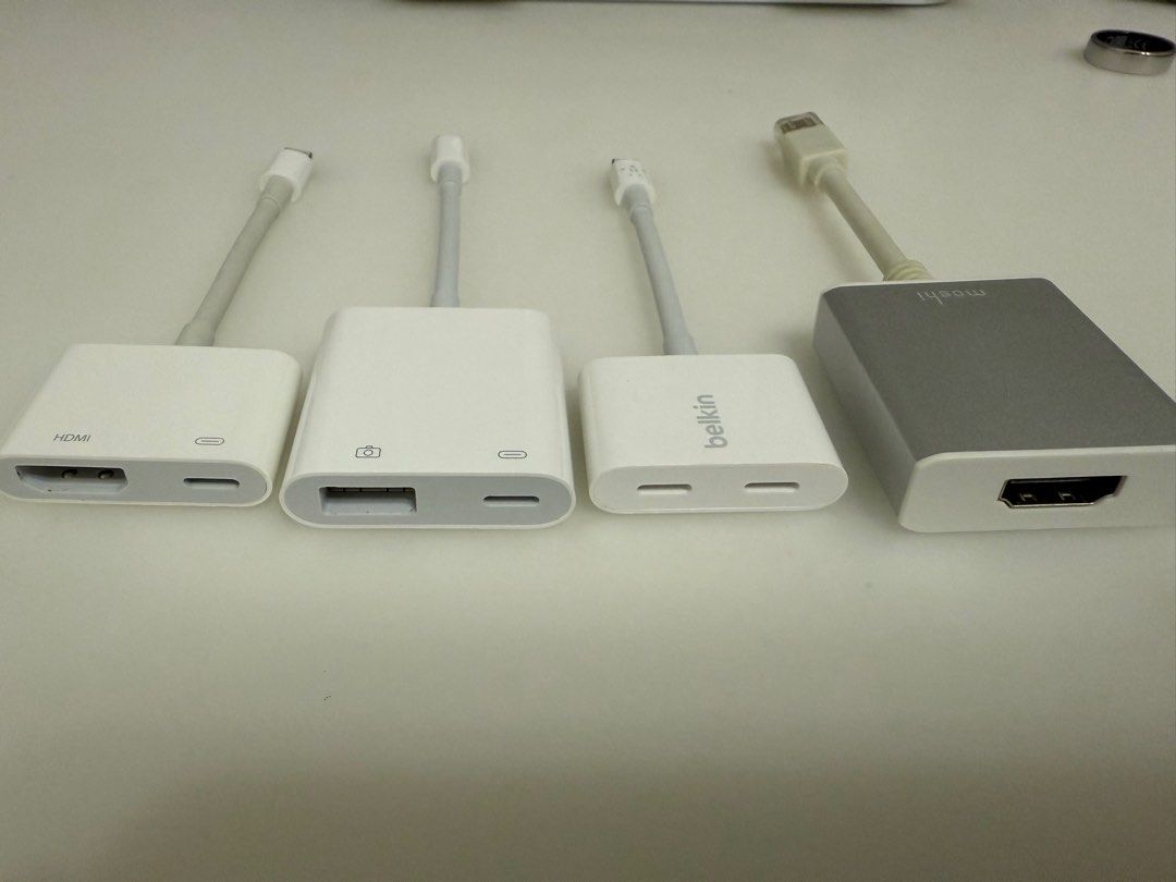 Lightning to HDMI, USB, USB C adapter405981579047096321