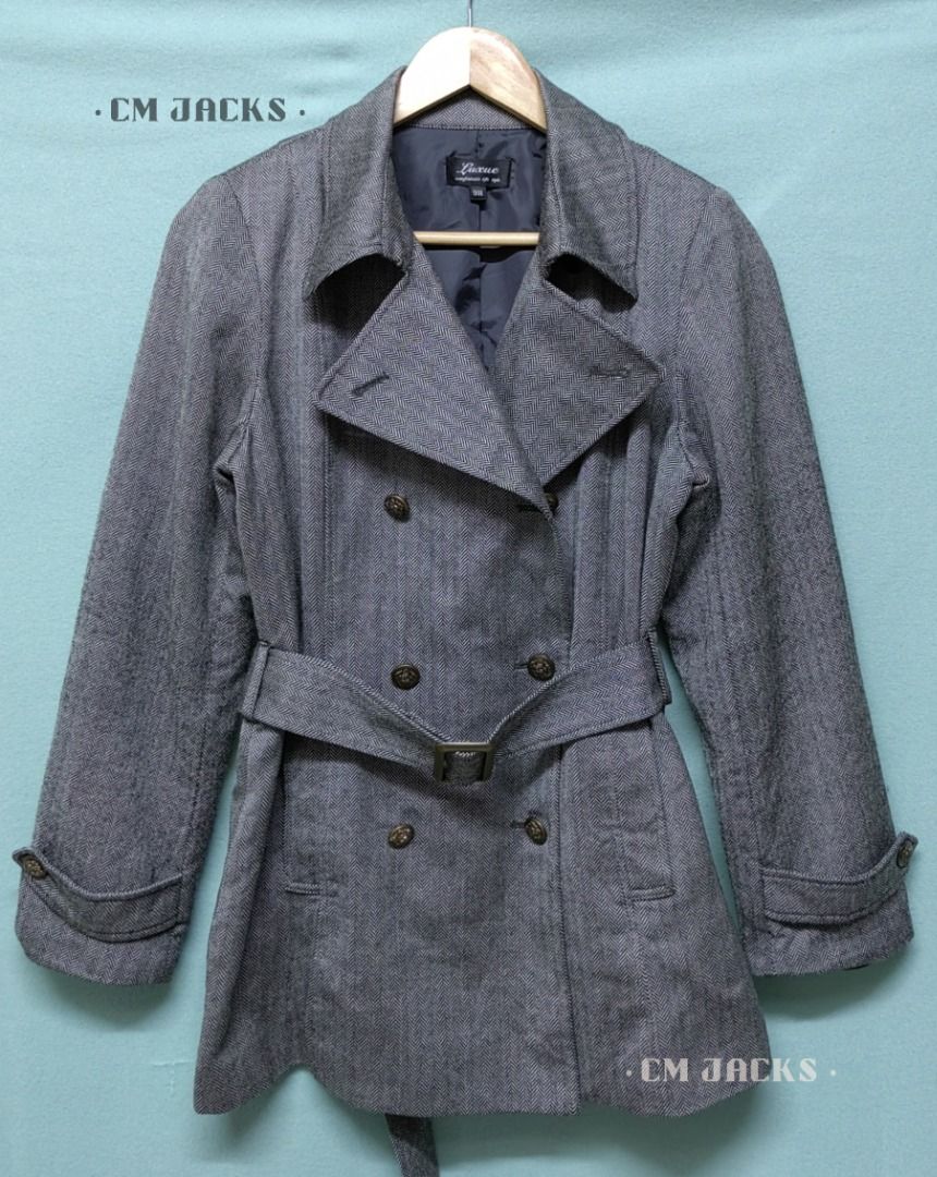 Luxue Double Breasted Blazer With Belt (Category: Coats, Jackets and Outerwear) located in Cavite. Submitted by marbie_marbs (Listing ID 1365282715, Image 1). Description: 𝘞𝘪𝘥𝘵𝘩: 20.5" 𝘓𝘦𝘯𝘨𝘵𝘩: 27.5" 👕 𝗕𝗲𝘀𝘁 𝗳𝗶𝘁𝘀: Medium to large women's ⭐ 𝗖𝗼𝗻𝗱𝗶𝘁𝗶𝗼𝗻: Excellent, no flaws and ready to wear! 🖍 𝗖𝗼𝗹𝗼𝗿 𝗿𝗮𝘁𝗲: 10/10 ✅ 𝐅𝐄𝐀𝐓𝐔𝐑𝐄𝐒: ✔️ Two side pockets ✔️ Belt included for cinched waist 📝 𝐈𝐌𝐏𝐎𝐑𝐓𝐀𝐍𝐓 𝐍𝐎𝐓