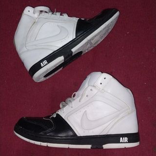 (Kategori: ) berada di . Dikirim oleh proshoes_scnd.id (ID iklan 1365165076, Gambar 1). Deskripsi: .