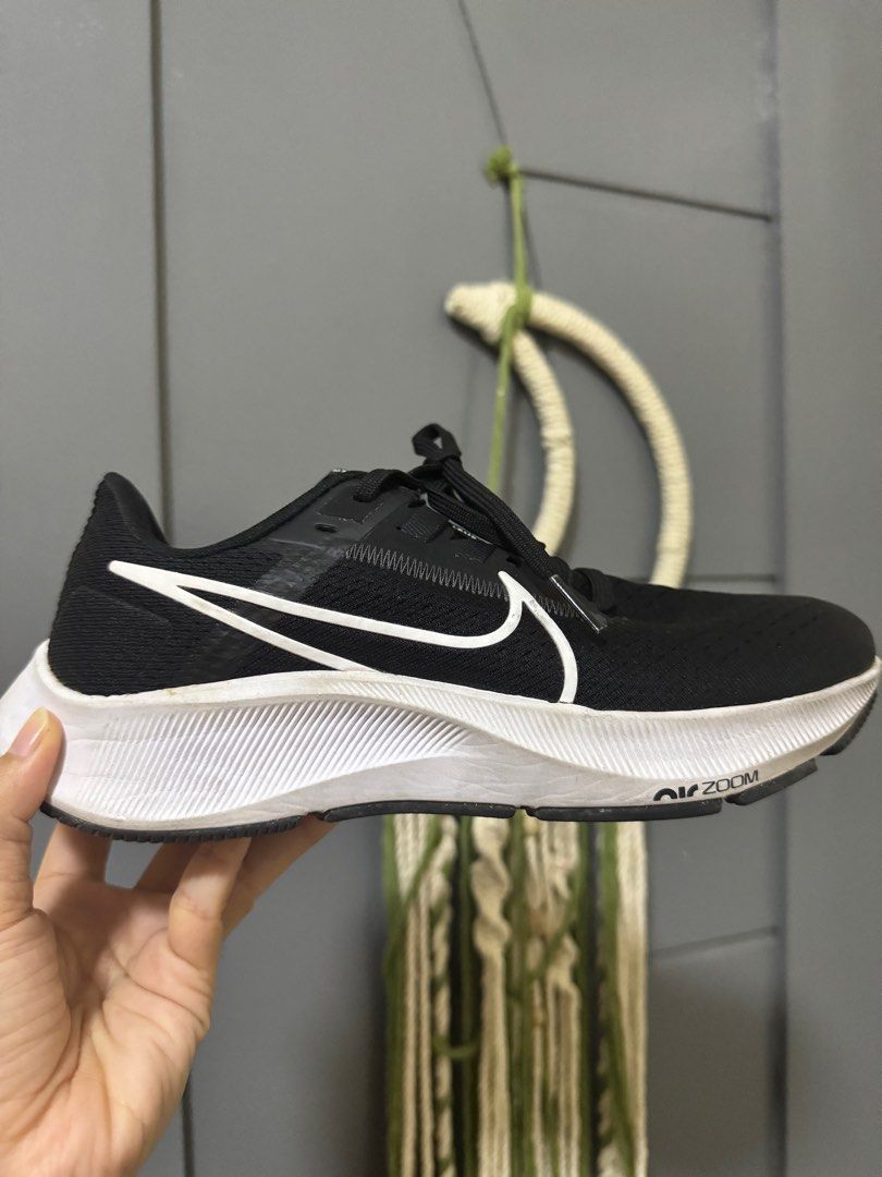 Nike Air Zoom Pegasus 38 Womens (Category: Sneakers) located in Cavite. Submitted by jhe017 (Listing ID 1365293871, Image 2). Description: Nike Air Zoom Pegasus 38 Womens US6 / 23cm Used twice sa airport SRP: 6,875 RFS: Di na ginagamit.