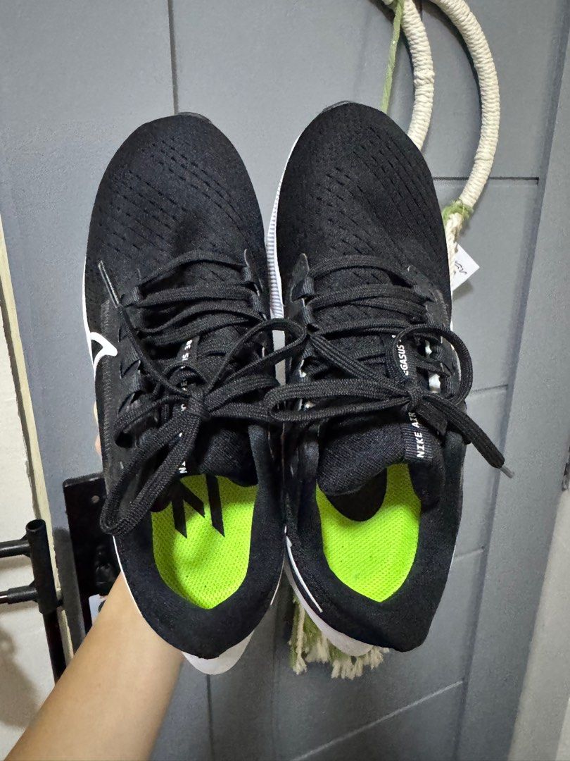 Nike Air Zoom Pegasus 38 Womens (Category: Sneakers) located in Cavite. Submitted by jhe017 (Listing ID 1365293871, Image 3). Description: Nike Air Zoom Pegasus 38 Womens US6 / 23cm Used twice sa airport SRP: 6,875 RFS: Di na ginagamit.
