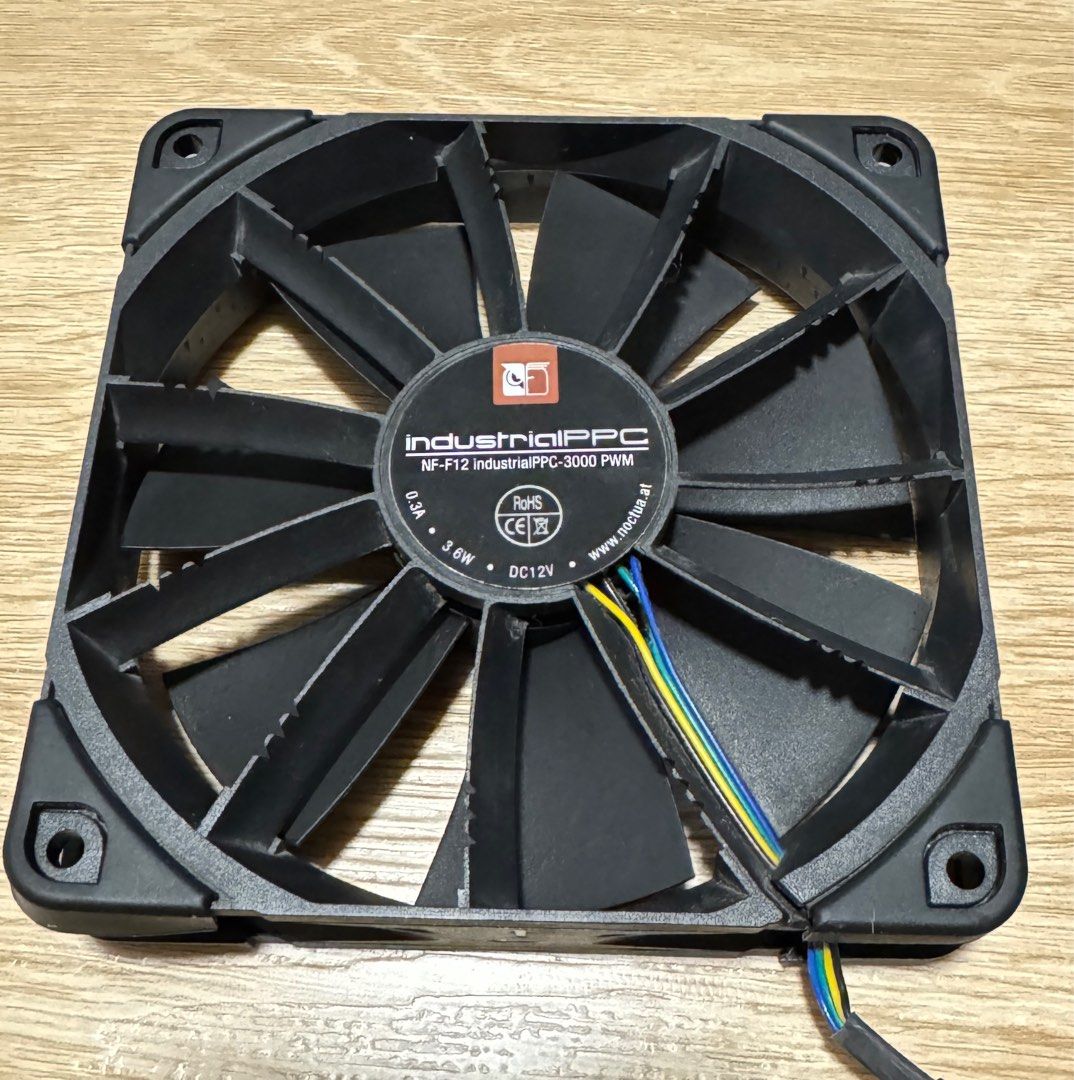 Noctua F12 IndustrialPPC 3000 PWM Fan63149553996802111