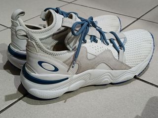 (Category: ) located in . Submitted by trendypacksph (Listing ID 1365205708, Image 1). Description: .