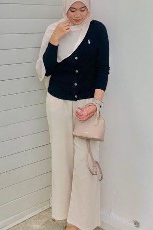 Pallazo (Category: Other Bottoms) located in Kuala Lumpur. Submitted by putereyyyyy (Listing ID 1365271684, Image 3). Description: .