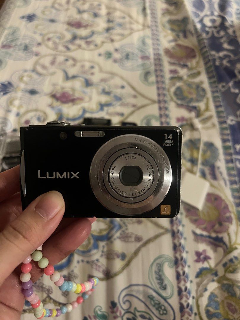 Panasonic Lumix DMC FH2 (Category: Cameras) located in San Mateo. Submitted by katvillalba (Listing ID 1365244305, Image 2). Description: Panasonic Lumix DMC FH2 - 14 megapixel - body cosmetics: 7/10 (signs of usage) - needs repair issues: - lcd flaw (doesn't affect the output) - lens error (unit not turning on/stuck lens) inclusions: - unit - battery - universal charger - SD card - SD card reader for iphone - beaded strap dm for sample shots/iss