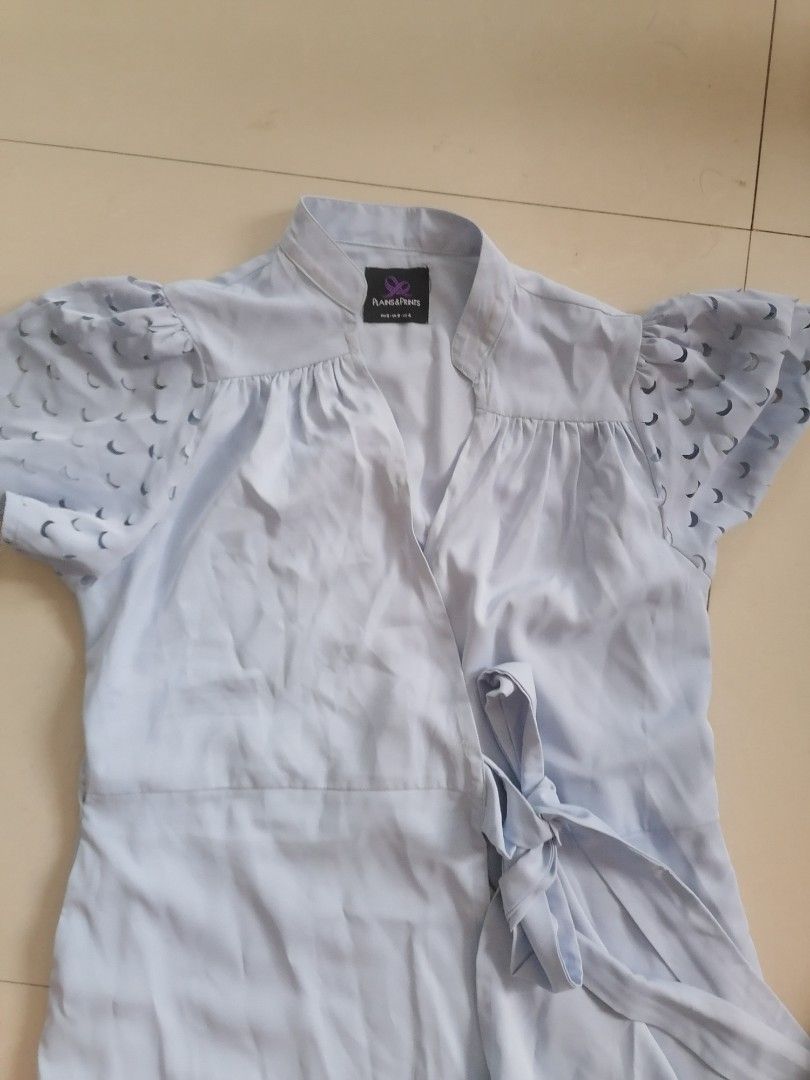 Plains and prints wrap around dress (Category: Dresses) located in Cabanatuan. Submitted by misshell26 (Listing ID 1365124684, Image 3). Description: Small fit to medium, photos when worn if requested.