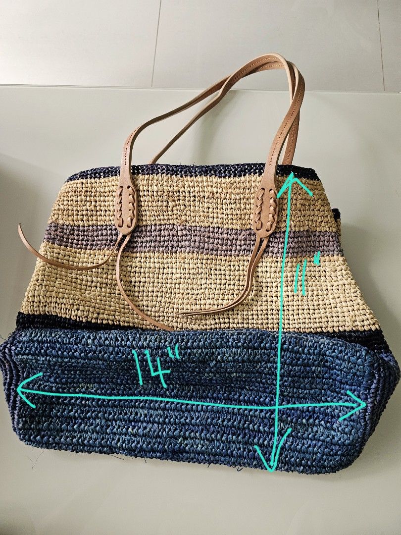 POLO Ralph Lauren Straw Bag (Category: Bags & Wallets) located in Singapore. Submitted by lin_shah (Listing ID 1364719119, Image 2). Description: Ralph Lauren straw tote bag. Leather shoulder straps Comes with a small linen pouch and dust bag. Some discolouration of the straw (blue color) due to storage, but it gave it a rugged look..