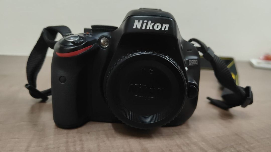 *Rare* Refurbished Nikon D5100 Kit Lens (New Shutter and Pentamirror)62863088189570111