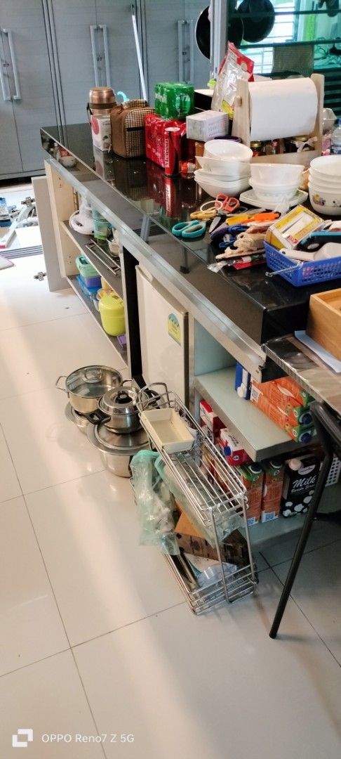 Repair, refurbished & Makeover of 30 yrs old kitchen cabinet62863077779201113