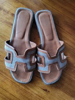 (Kategori: ) berada di . Dikirim oleh thriftbydraeysela (ID iklan 1365217709, Gambar 1). Deskripsi: .