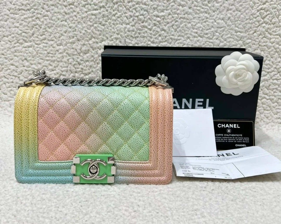 Small rainbow leboy (Category: Luxury Bags & Wallets) located in Butuan. Submitted by jen_pre (Listing ID 1365129918, Image 1). Description: .