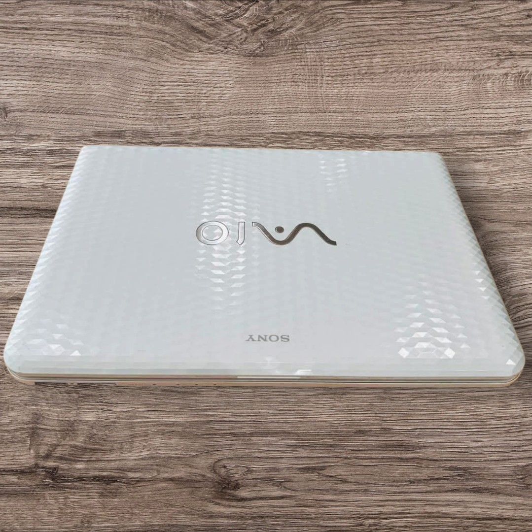 SONY VAIO (Category: Laptops & Notebooks) located in Cabuyao City. Submitted by itsmerel (Listing ID 1365228455, Image 2). Description: ✅Sony vaio 🫶 14inches 🫶 specs.: Intel core i3-2330m 2nd gen 2.20ghz 🫶Ram: 4gb ram ddr3 🫶 Hdd: 320gb hdd sata 🫶Wifi ready 🫶USB slot 🫶built in camera Hdmi/VGA Deadbattery/can used while plug in.