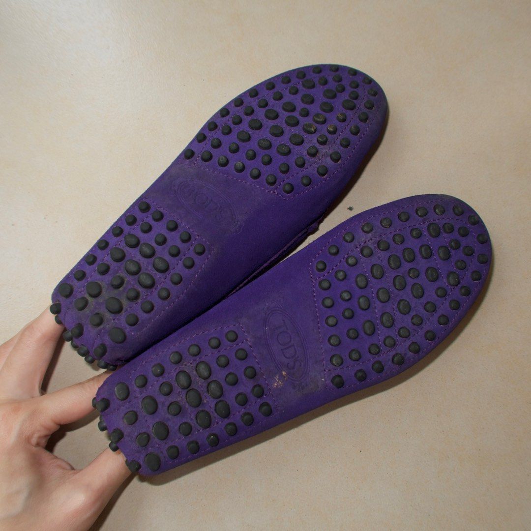 Tod's Suede Pantofola Gommini Loafers (Category: Sneakers & Footwear) located in Manila. Submitted by theawears (Listing ID 1365234413, Image 2). Description: With box! Minimal signs of wear :) Size 35.