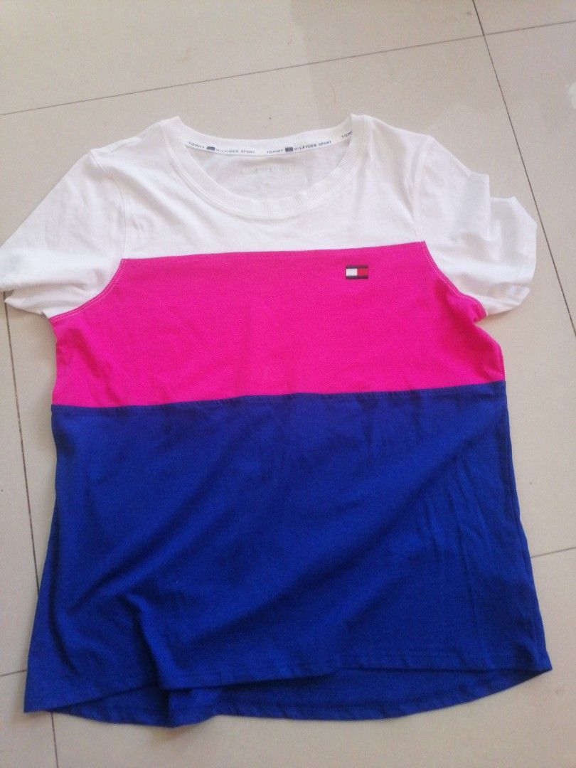 Tommy hilfiger shirt (Category: Shirts) located in Cabanatuan. Submitted by misshell26 (Listing ID 1365132198, Image 1). Description: Med on tag can fit up to large.