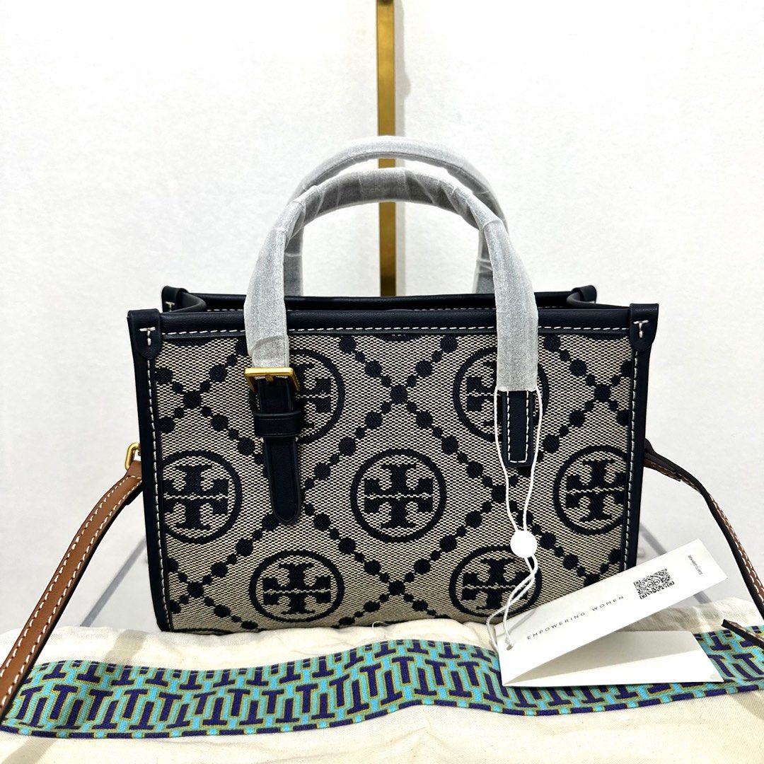 Tory Burch Mini T Monogram (Category: Luxury Bags & Wallets) located in Makati City. Submitted by lux.mariah (Listing ID 1365255820, Image 3). Description: Guaranteed authentic 100% / Money back guarantee Tory Burch Mini T Monogram ( Crossbody Bag / Hand Bag) Brand new With Complete inclusions Message for Inquries.