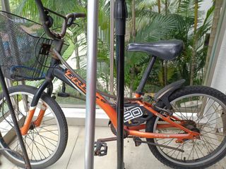 (Category: ) located in . Submitted by orangejp (Listing ID 1365184498, Image 1). Description: .