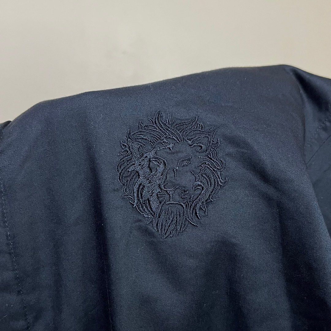 Versus - Gianni Versace Long Sleeve (Category: Luxury Apparel) located in Los Banos. Submitted by _limitedsupply (Listing ID 1365301393, Image 3). Description: Versus - Gianni Versace Button & Zip Up Long Sleeve Size: 48 Laid Flat Measurements: Front Length: 27.5 inches Back Length: 28.5 inches Width: 19.3 inches Sleeve Length: 24 inches Shoulder: 17 inches Condition: Very Good ₱2,550 + sf.