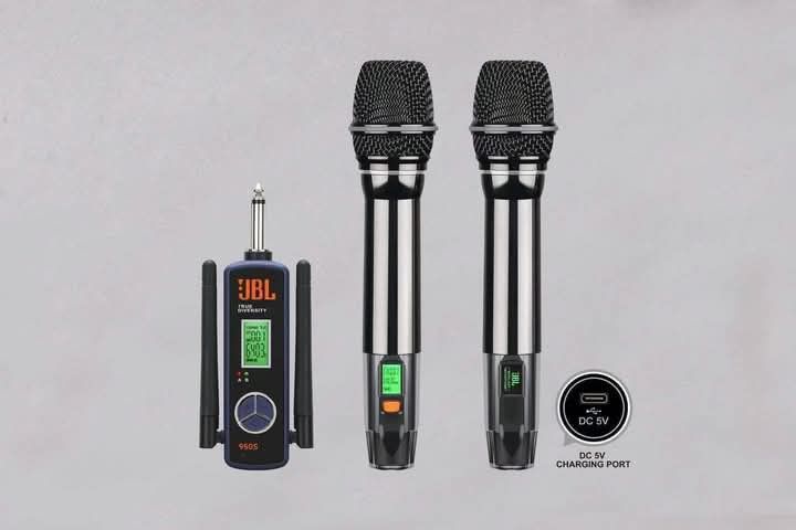 wireless microphone JBL 950S (Category: Microphones) located in Manila. Submitted by iliasjen (Listing ID 1365295638, Image 1). Description: wireless microphone JBL 950S.