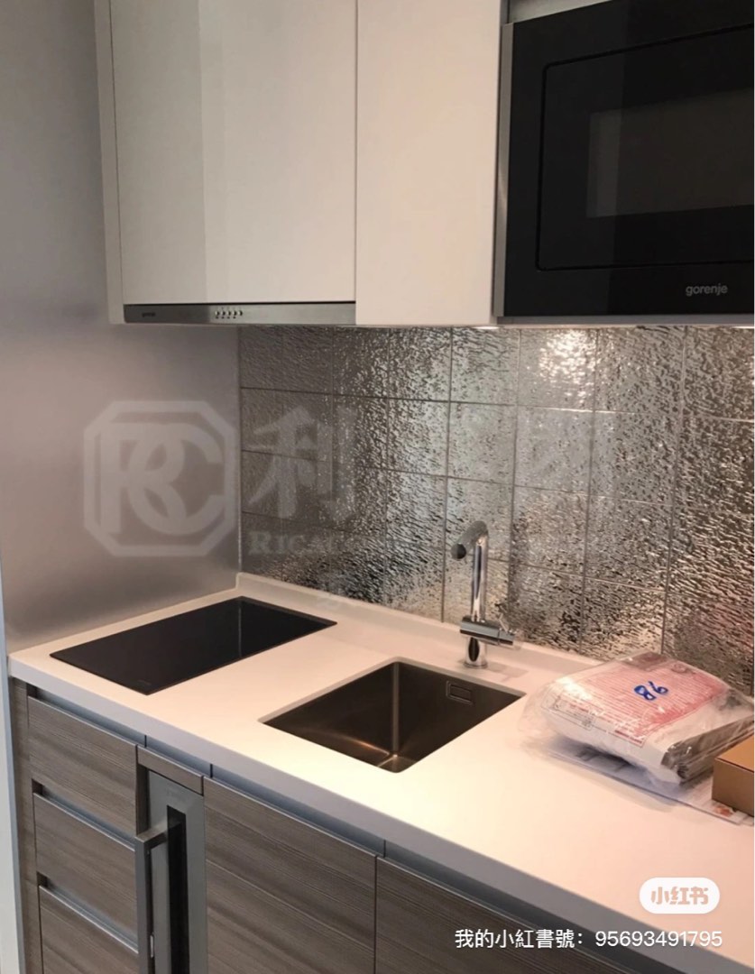 Sai Ying Pun studio unit63438521546755111
