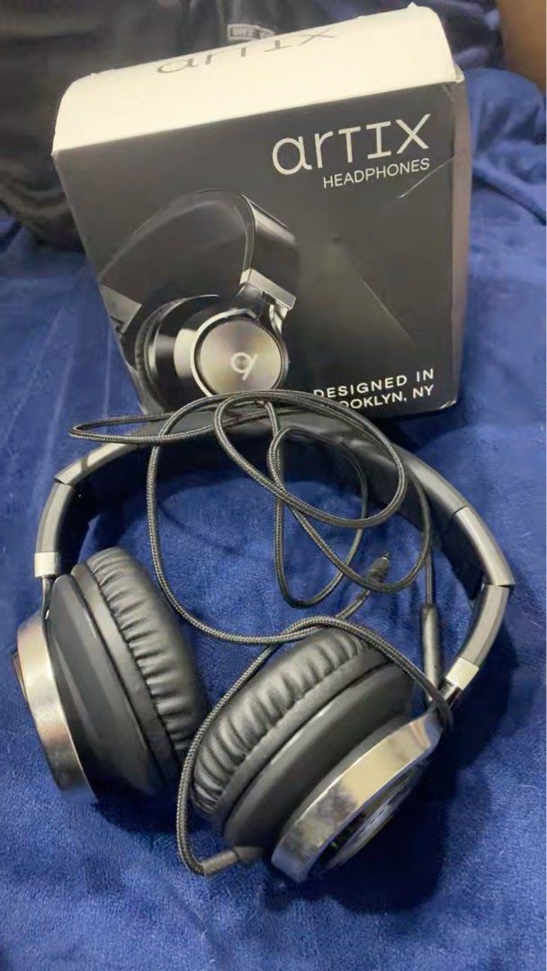 Artix Headphones (Category: Headphones & Headsets) located in Singapore. Submitted by mamatara (Listing ID 1365424830, Image 1). Description: Selling a pair of Artix headphones. They are in like new The headphones come with the original box and cable. They are great for listening to music, podcasts, or audiobooks. .