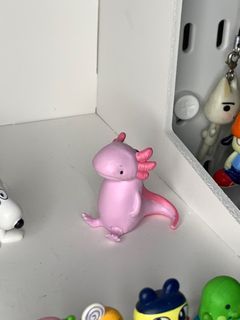 axolotl figurine toy gachapon gashapon anik trinket