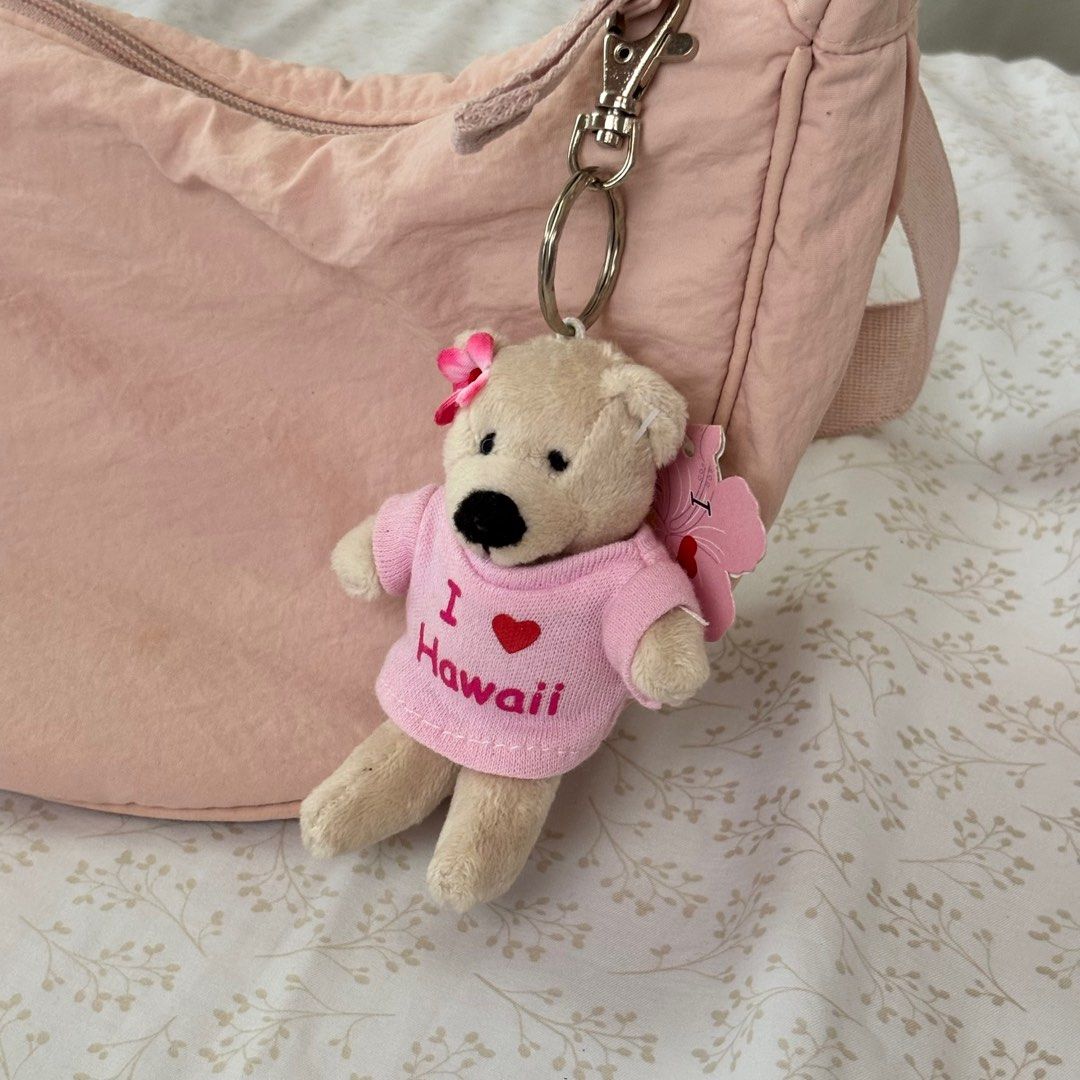 bear i <3 hawaii tee (Category: Charms) located in Calamba. Submitted by mint.breakfast (Listing ID 1365365708, Image 2). Description: .
